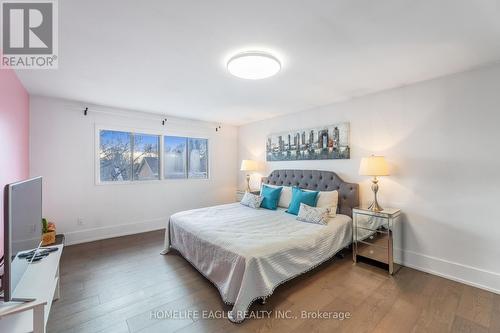 5 Mendys Forest, Aurora, ON - Indoor Photo Showing Bedroom