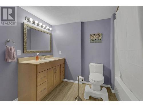 7124 St Gerald Place, Prince George, BC - Indoor Photo Showing Bathroom