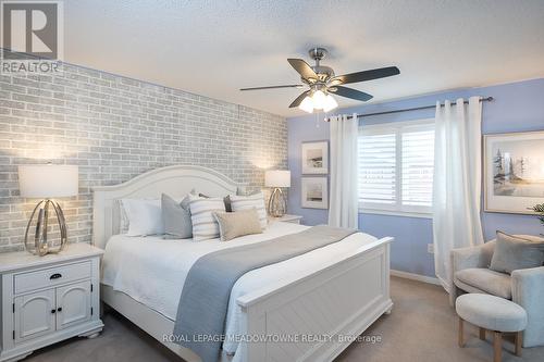 988 Clark Boulevard, Milton, ON - Indoor Photo Showing Bedroom