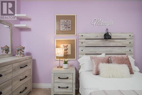 988 Clark Boulevard, Milton, ON - Indoor Photo Showing Bedroom