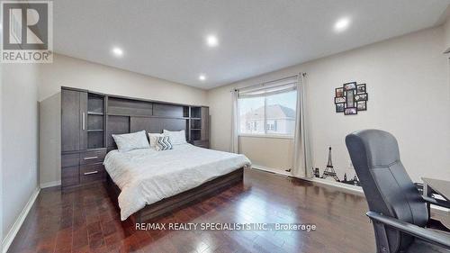 13 Degrassi Cove Circle, Brampton, ON - Indoor Photo Showing Bedroom