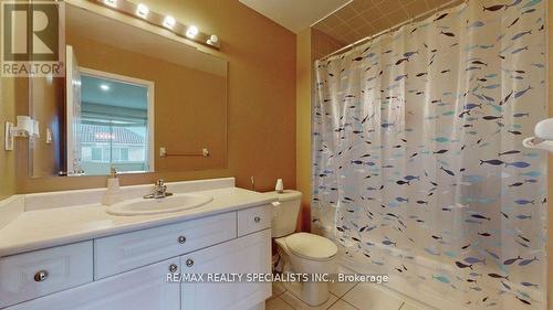 13 Degrassi Cove Circle, Brampton, ON - Indoor Photo Showing Bathroom