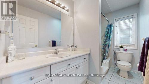 13 Degrassi Cove Circle, Brampton, ON - Indoor Photo Showing Bathroom