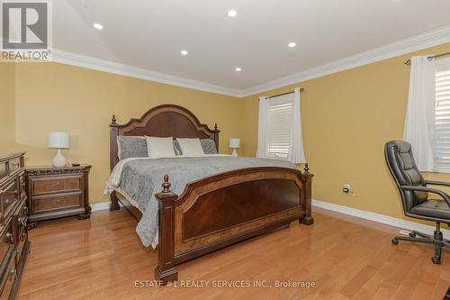 22 Durango Drive, Brampton, ON - Indoor Photo Showing Bedroom