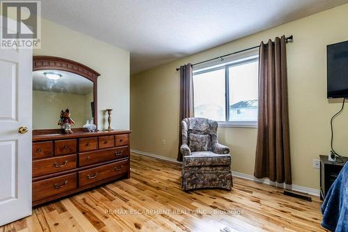 9 Lovell Crescent, Brantford, ON - Indoor