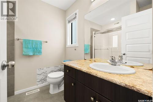 3347 Green Turtle Road, Regina, SK - Indoor Photo Showing Bathroom