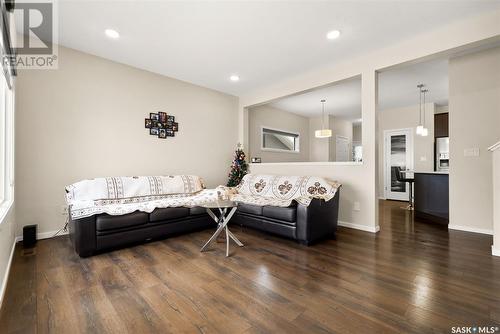 3347 Green Turtle Road, Regina, SK - Indoor Photo Showing Living Room