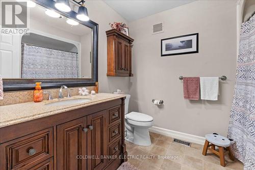 1900 Keene Road, Otonabee-South Monaghan, ON - Indoor Photo Showing Bathroom