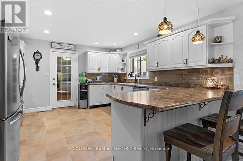 1900 Keene Road, Otonabee-South Monaghan, ON - Indoor Photo Showing Kitchen With Upgraded Kitchen