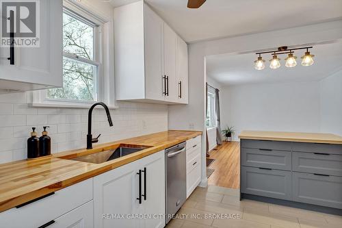 223 Mcclennan Street, Peterborough (Northcrest), ON - Indoor Photo Showing Kitchen