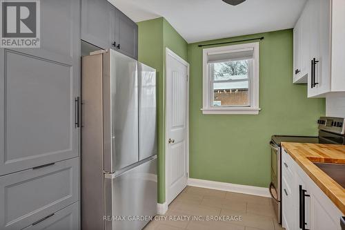 223 Mcclennan Street, Peterborough (Northcrest), ON - Indoor Photo Showing Kitchen