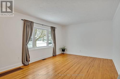 223 Mcclennan Street, Peterborough (Northcrest), ON - Indoor Photo Showing Other Room