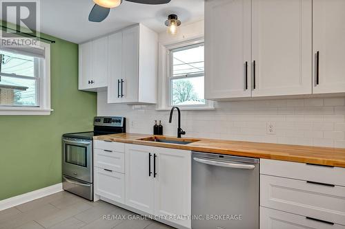 223 Mcclennan Street, Peterborough (Northcrest), ON - Indoor Photo Showing Kitchen