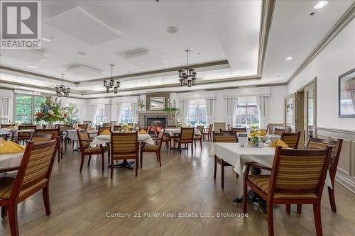 2510 - 100 Burloak Drive, Burlington (Appleby), ON - Indoor Photo Showing Dining Room