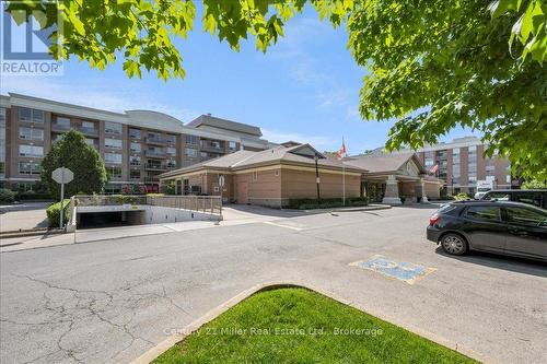 2510 - 100 Burloak Drive, Burlington (Appleby), ON - Outdoor