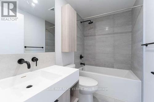 1620 - 108 Peter Street, Toronto, ON - Indoor Photo Showing Bathroom