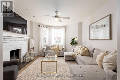 Bldg 1 - 9 Humewood Drive, Toronto, ON - Indoor Photo Showing Living Room With Fireplace