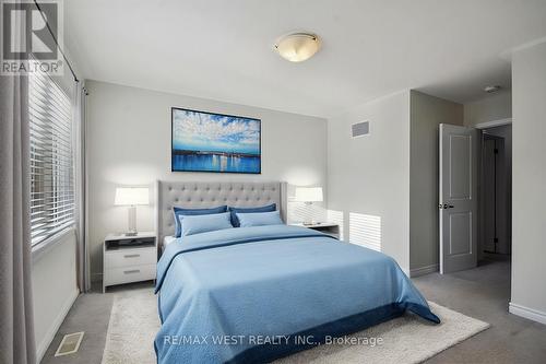 5 Fusilier Drive, Toronto, ON - Indoor Photo Showing Bedroom