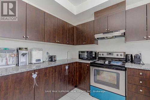 34 Coxhead Lane, Ajax, ON - Indoor Photo Showing Kitchen