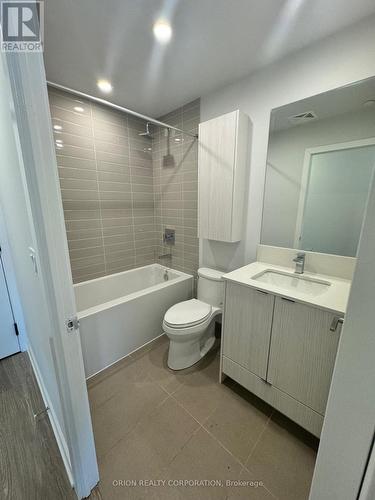 1309 - 4130 Parkside Village Drive, Mississauga, ON - Indoor Photo Showing Bathroom