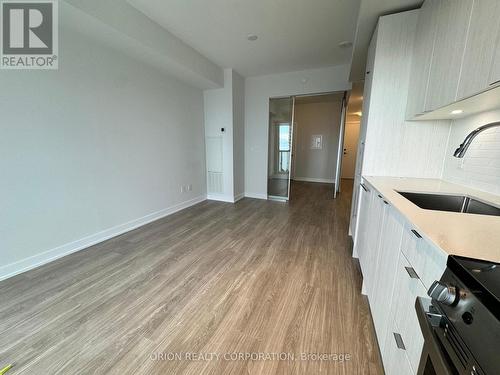 1309 - 4130 Parkside Village Drive, Mississauga, ON - Indoor Photo Showing Kitchen