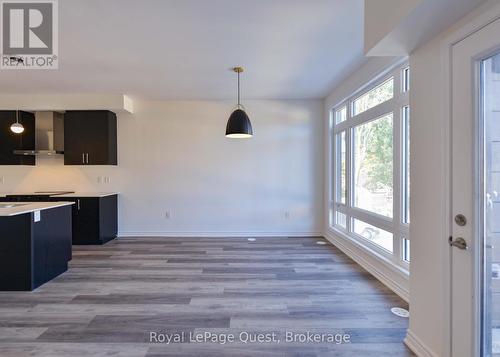 25 Wynwood Lane, Orillia, ON - Indoor Photo Showing Kitchen