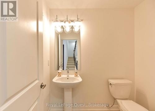 25 Wynwood Lane, Orillia, ON - Indoor Photo Showing Bathroom