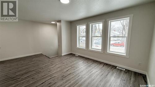 A And B 1924 Montreal Street, Regina, SK - Indoor Photo Showing Other Room