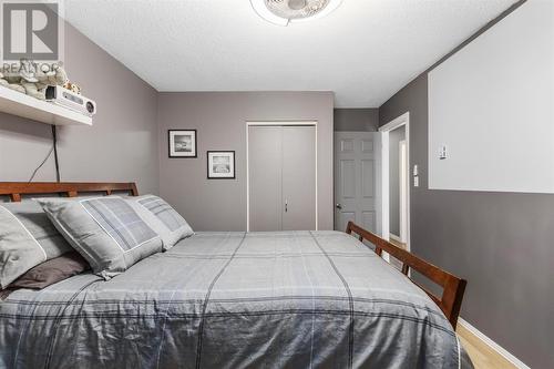 74 Pozzebon Cres, Sault Ste. Marie, ON - Indoor Photo Showing Bedroom