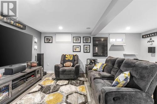 74 Pozzebon Cres, Sault Ste. Marie, ON - Indoor Photo Showing Living Room