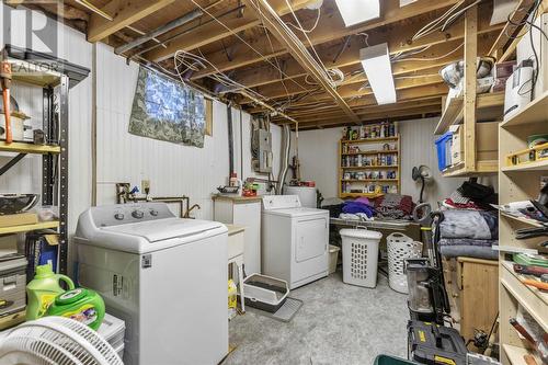 74 Pozzebon Cres, Sault Ste. Marie, ON - Indoor Photo Showing Laundry Room