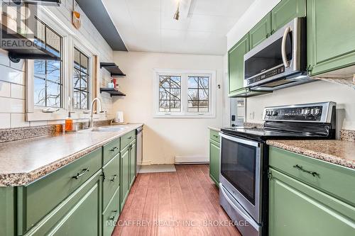 3053 Brewers Mills Road, Kingston (City North Of 401), ON - Indoor Photo Showing Kitchen With Double Sink