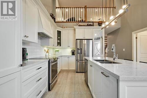 1057 Rippingale Trail, Peterborough (Northcrest), ON - Indoor Photo Showing Kitchen With Double Sink With Upgraded Kitchen