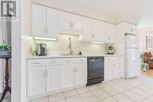 765 St. David Street S, Centre Wellington (Fergus), ON - Indoor Photo Showing Kitchen