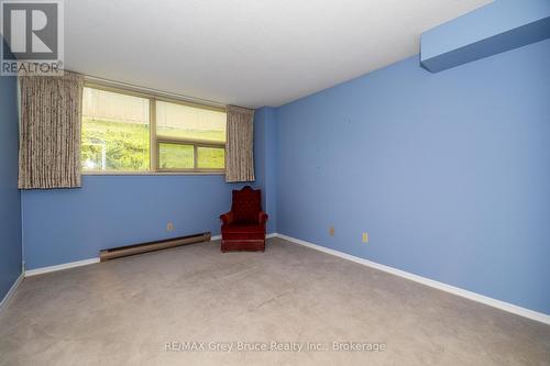 203 - 860 9Th Street E, Owen Sound, ON - Indoor Photo Showing Other Room