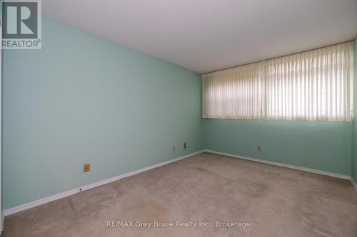 203 - 860 9Th Street E, Owen Sound, ON - Indoor Photo Showing Other Room