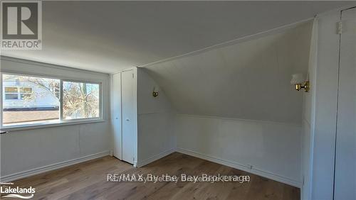 19 Glen Street, Wasaga Beach, ON - Indoor Photo Showing Other Room