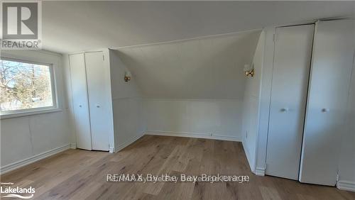 19 Glen Street, Wasaga Beach, ON - Indoor Photo Showing Other Room