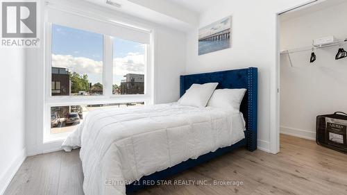 C305 - 6065 Mcleod Road, Niagara Falls, ON - Indoor Photo Showing Bedroom