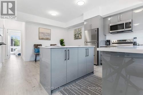 C305 - 6065 Mcleod Road, Niagara Falls, ON - Indoor Photo Showing Kitchen