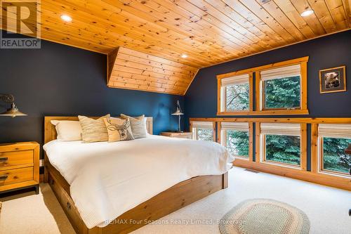 140 Alexandra Way, Blue Mountains (Blue Mountain Resort Area), ON - Indoor Photo Showing Bedroom