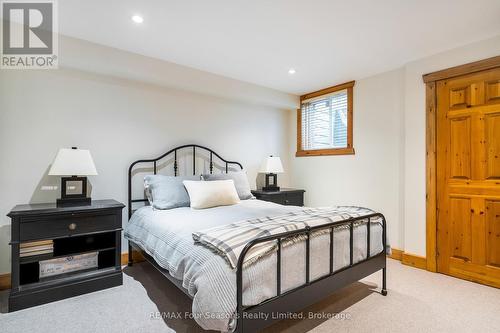 140 Alexandra Way, Blue Mountains (Blue Mountain Resort Area), ON - Indoor Photo Showing Bedroom