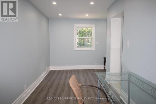 701 Wilson Street, Hamilton, ON - Indoor Photo Showing Bathroom