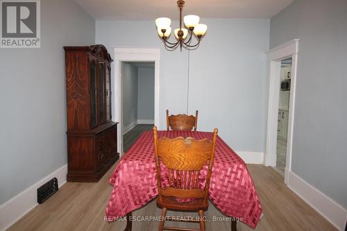 701 Wilson Street, Hamilton, ON - Indoor Photo Showing Bedroom