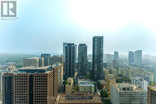 3311 - 50 Charles Street E, Toronto, ON - Outdoor With View