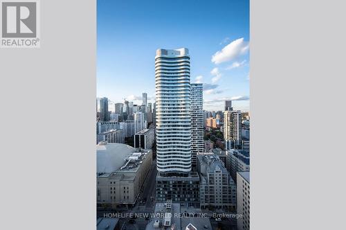 2413 - 403 Church Street, Toronto, ON - Outdoor