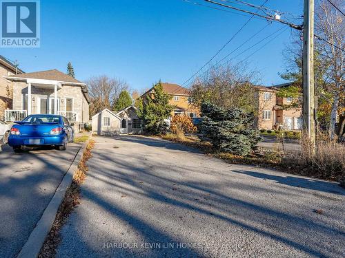 123 Wildwood Avenue, Richmond Hill, ON - Outdoor