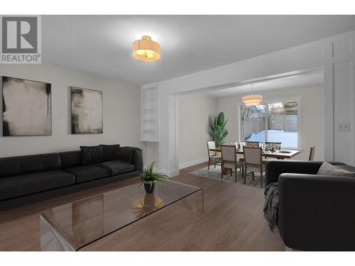 6807 Westmount Drive, Prince George, BC - Indoor Photo Showing Living Room