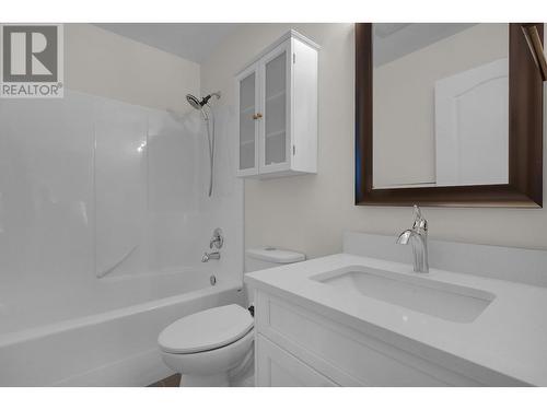 6807 Westmount Drive, Prince George, BC - Indoor Photo Showing Bathroom