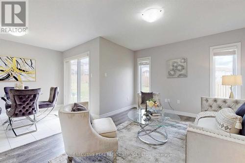 9 Mccann Street, Guelph, ON - Indoor Photo Showing Living Room